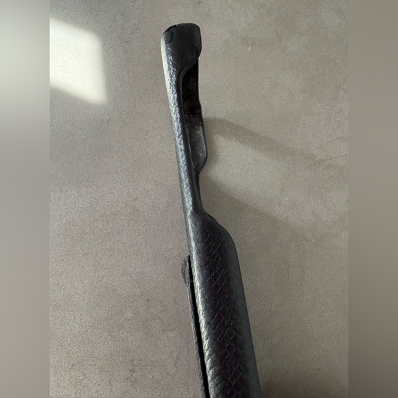 LOUIS VUITTON iPhone 11pro case - Picture 4 of 8